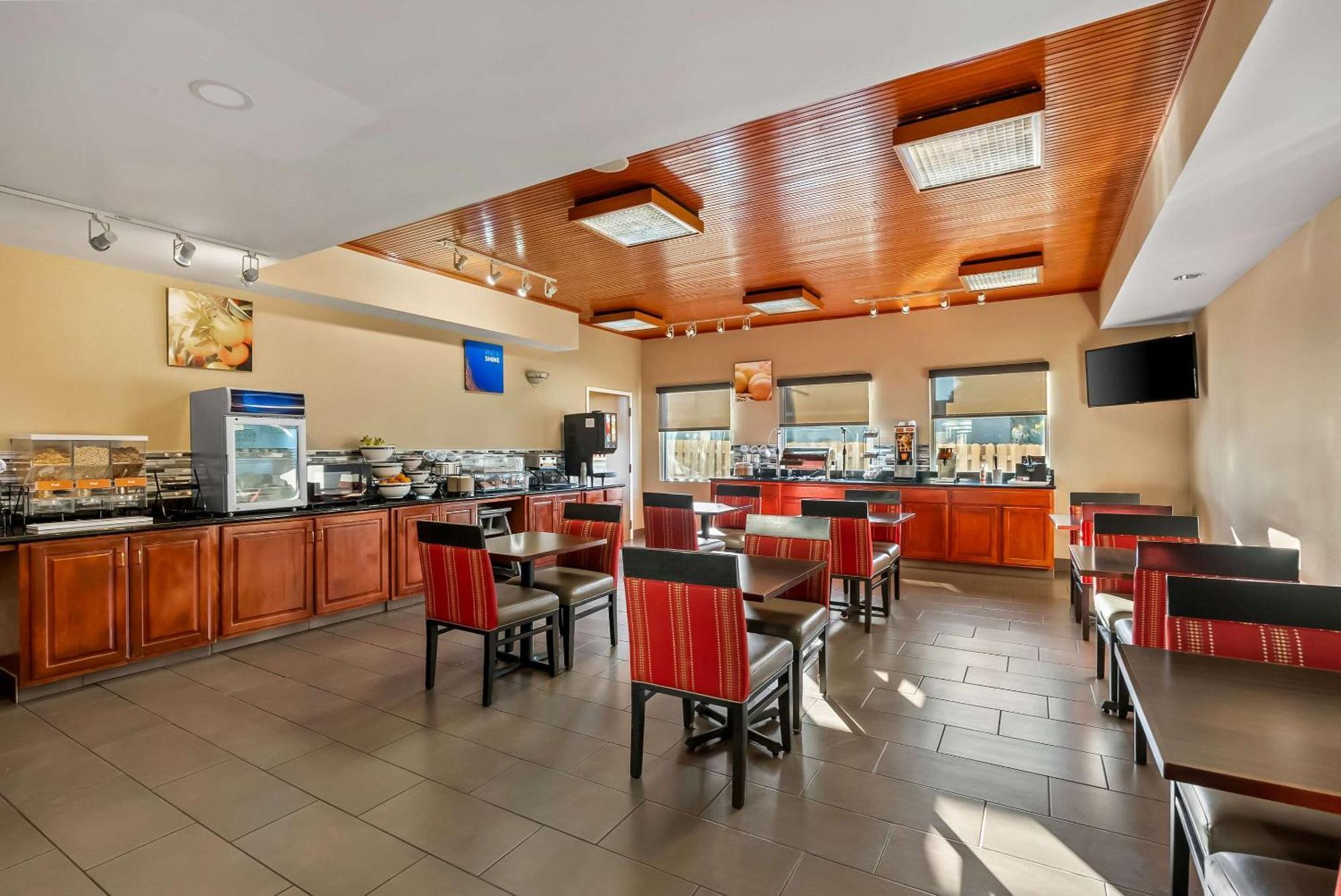 Comfort Inn & Suites Panama City - St Andrew Екстериор снимка